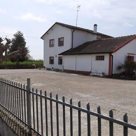 Villa Locazione Turistica Girasole Porto Tolle Exterior foto